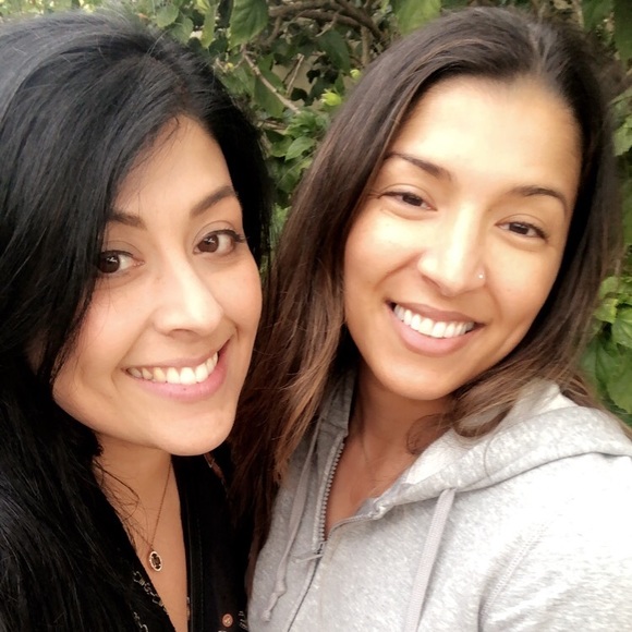 Meet your Posher, Nichole - Picture 1 of 1